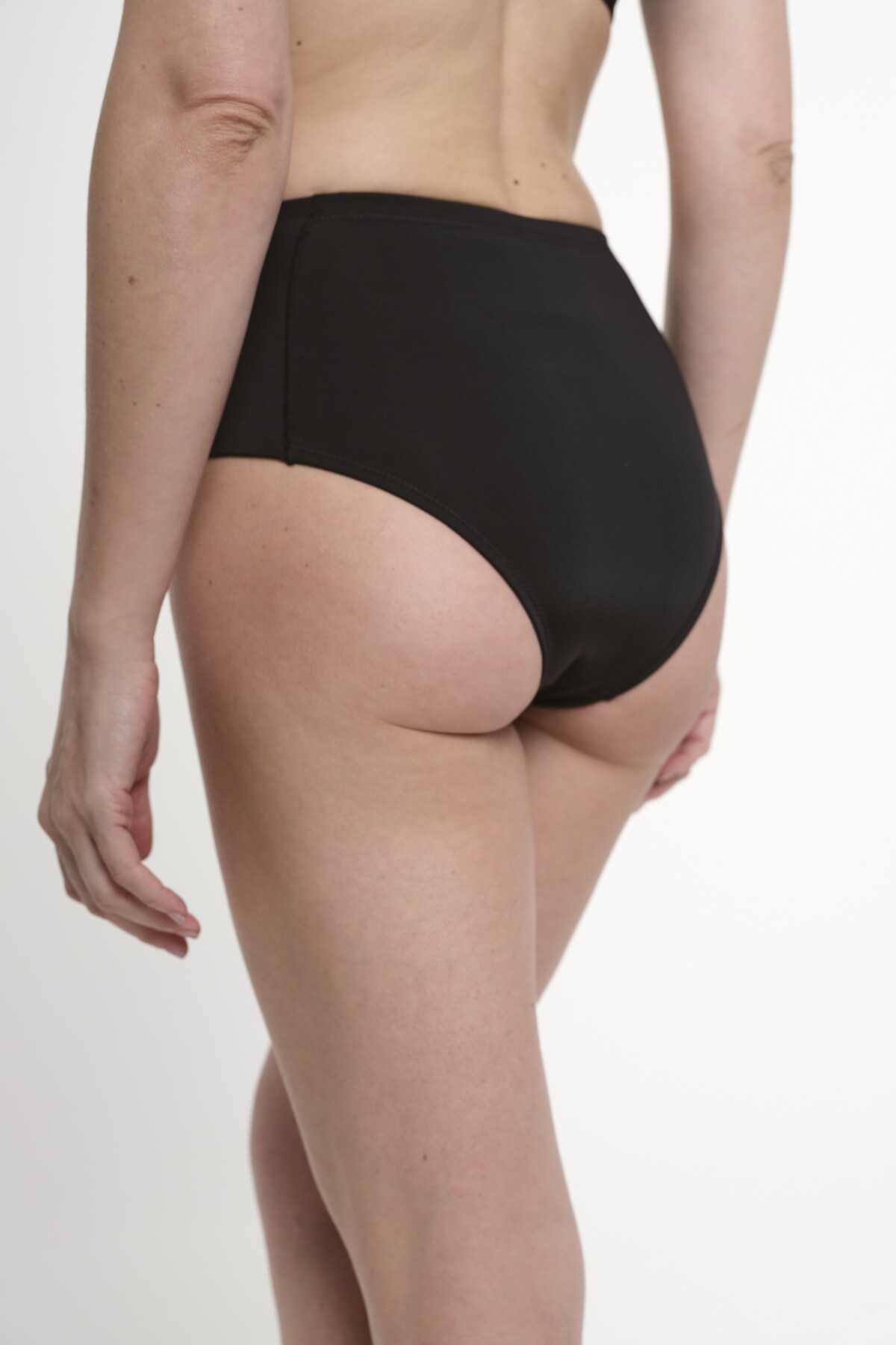 Bombacha Camille Negro