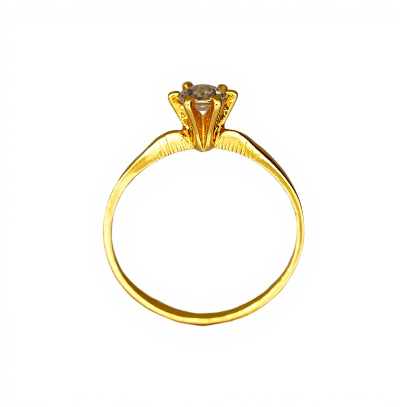 Anillo Solitario-Oro bajo-Piedra Zirconia-AN8056 conpiedra