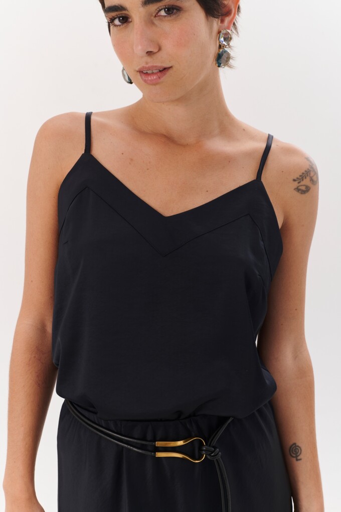 MUSCULOSA SATEN NEGRO