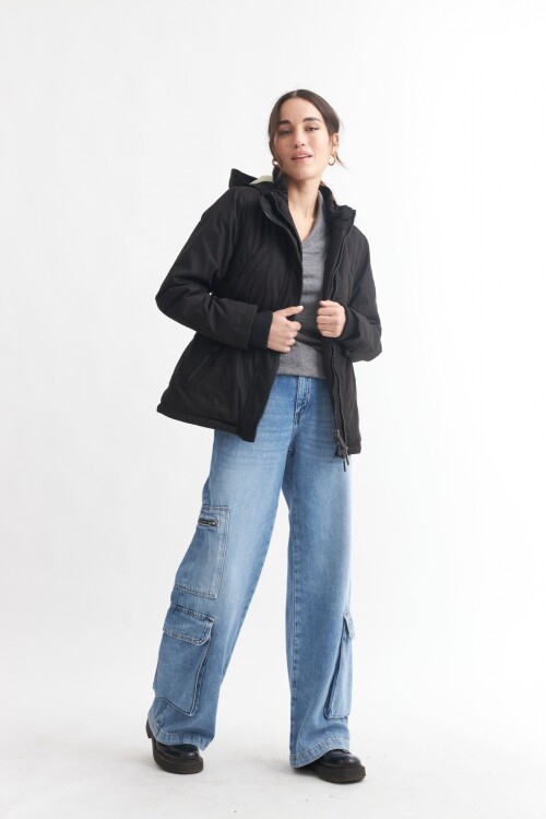 Campera con cierres NEGRO