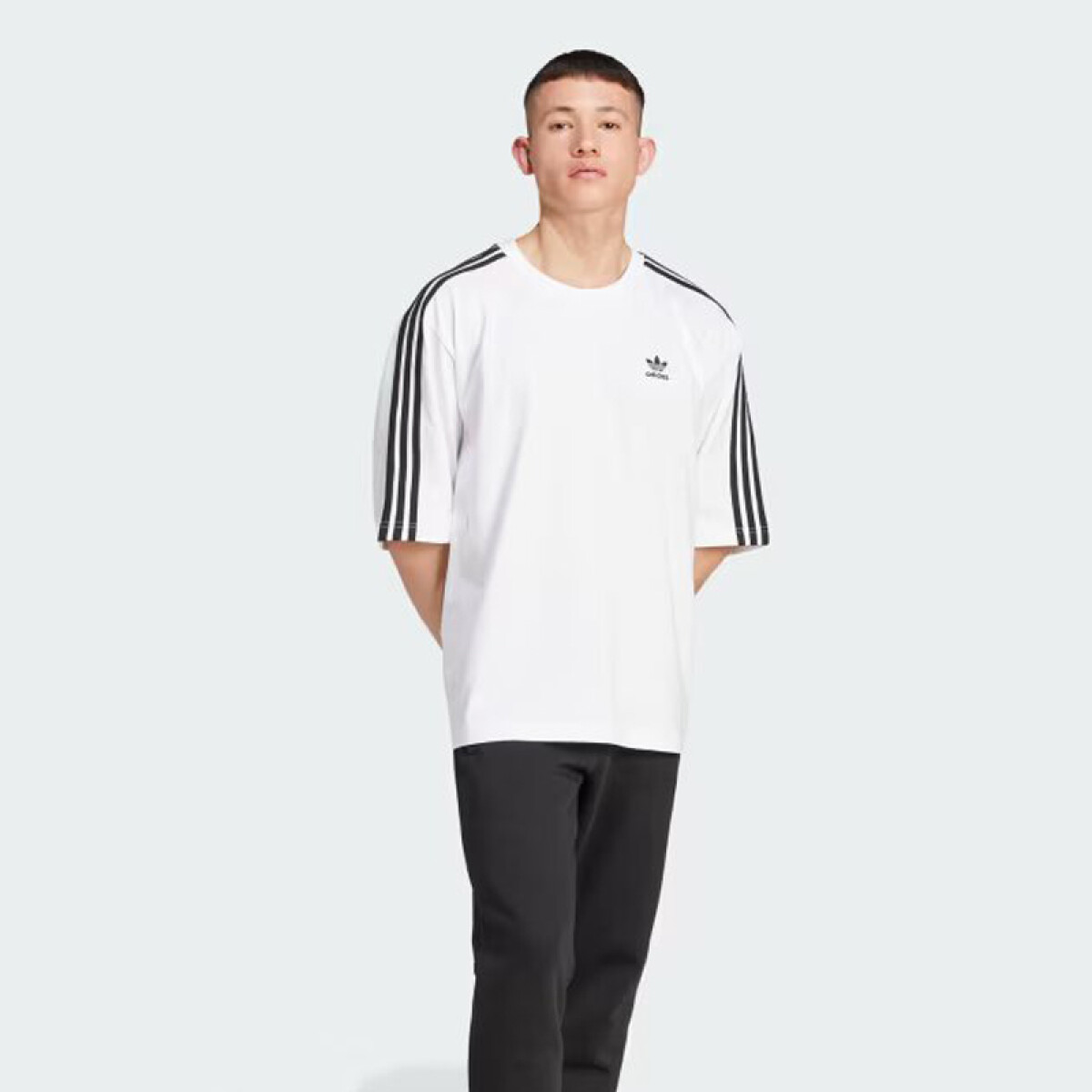 REMERA ADIDAS OVERSIZE TEE 