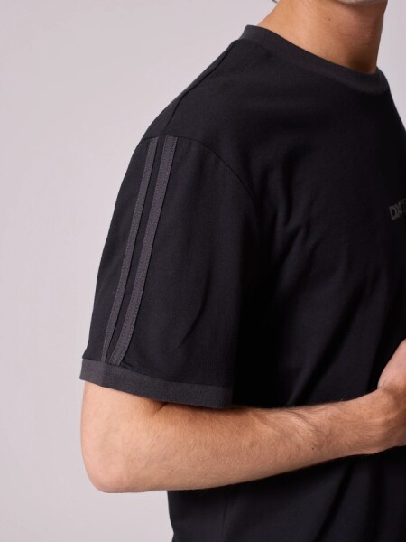 T-SHIRT DIXIE SOPRE NEGRO