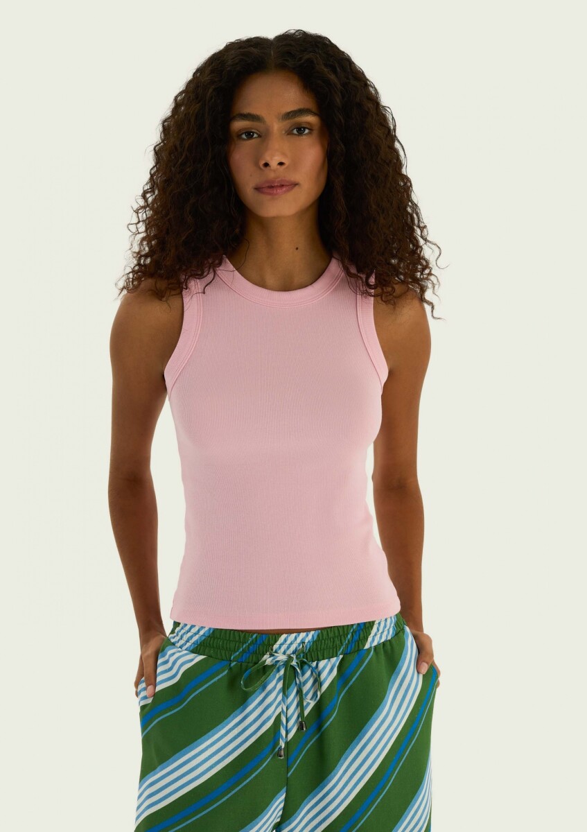 MUSCULOSA EN TELA ACANALADA - ROSA 
