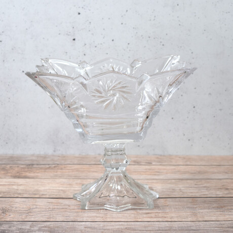 Centro de mesa de vidrio labrado en forma de flor Centro de mesa de vidrio labrado en forma de flor