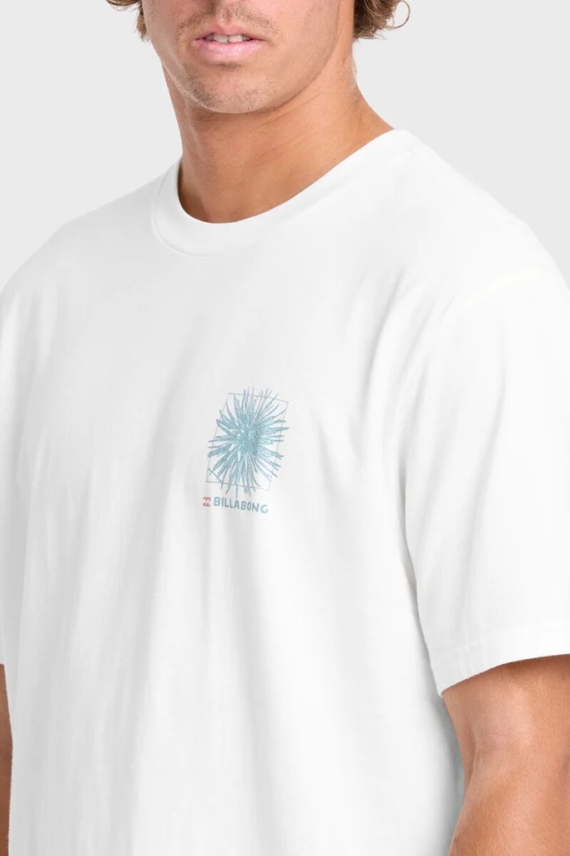 REMERA MONTAGE PREMIUM SS B-blanco