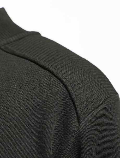 Sweater Medio Cierre Porto Negro