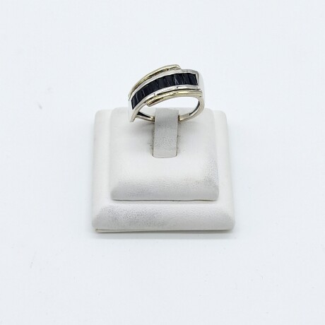 Anillo de plata 925, double en oro 18 ktes y circonias. Anillo de plata 925, double en oro 18 ktes y circonias.