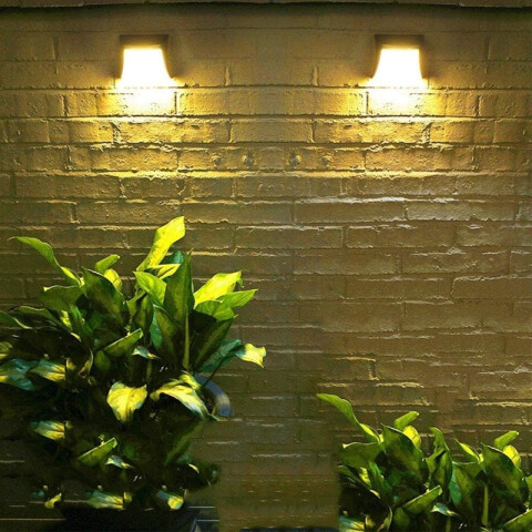 Aplique pared solar 26Lm negro IP65 100X106X40mm IX4922