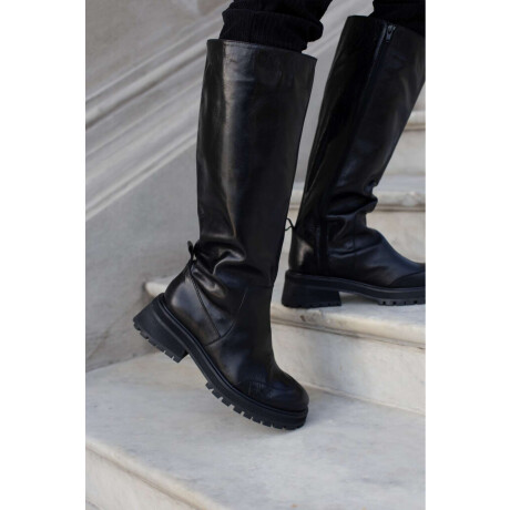 Bota Monta Negro
