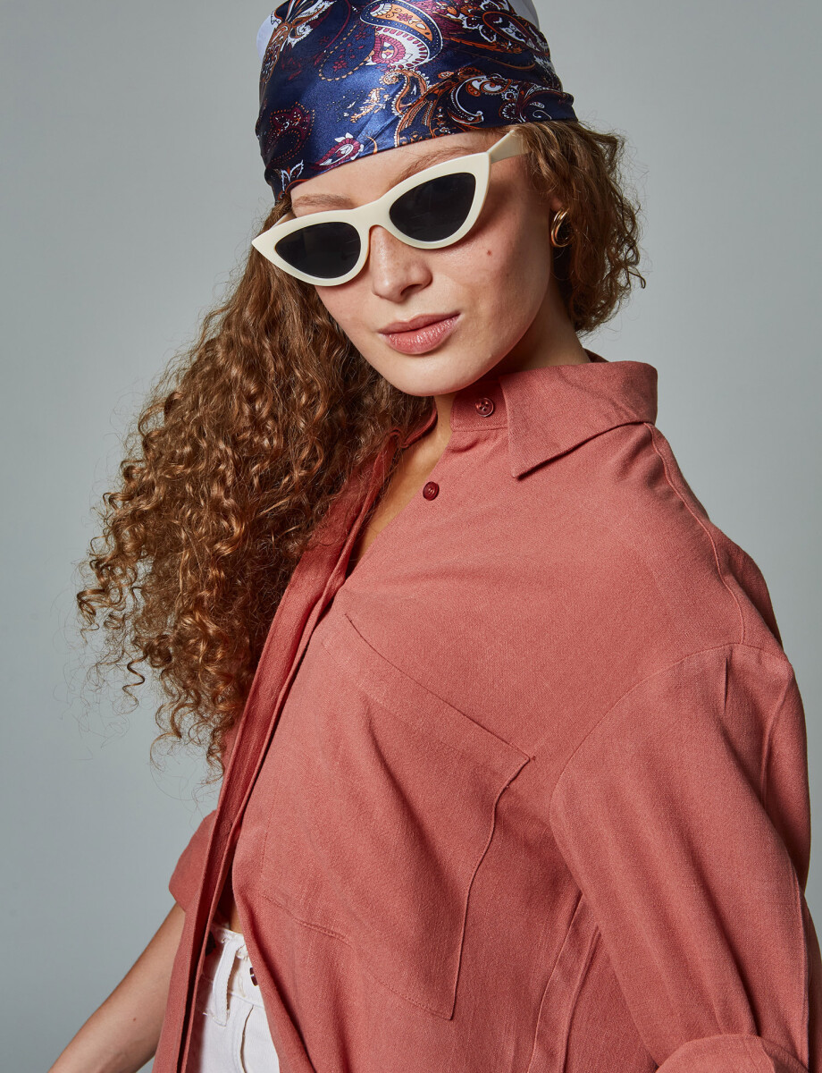 Camisa lino oversize ladrillo