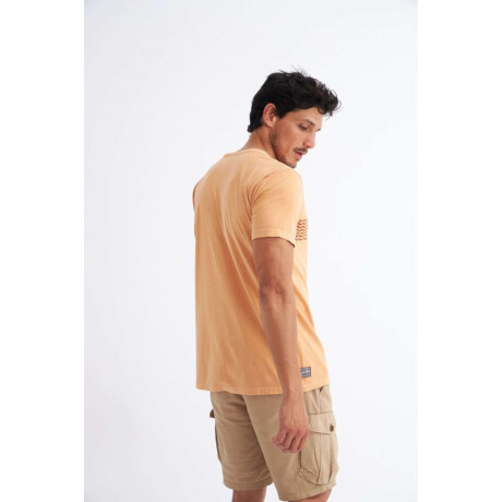 Remera Huck Naranja