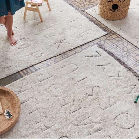 Alfombra lavable - RugCycled ABC S