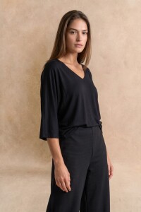 Remera Negro