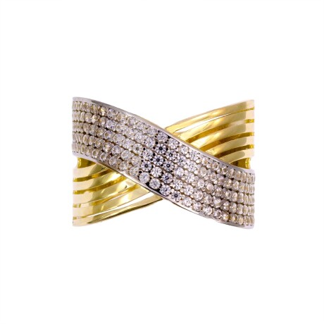 Anillo de oro 9 ktes, con circonias. Anillo de oro 9 ktes, con circonias.