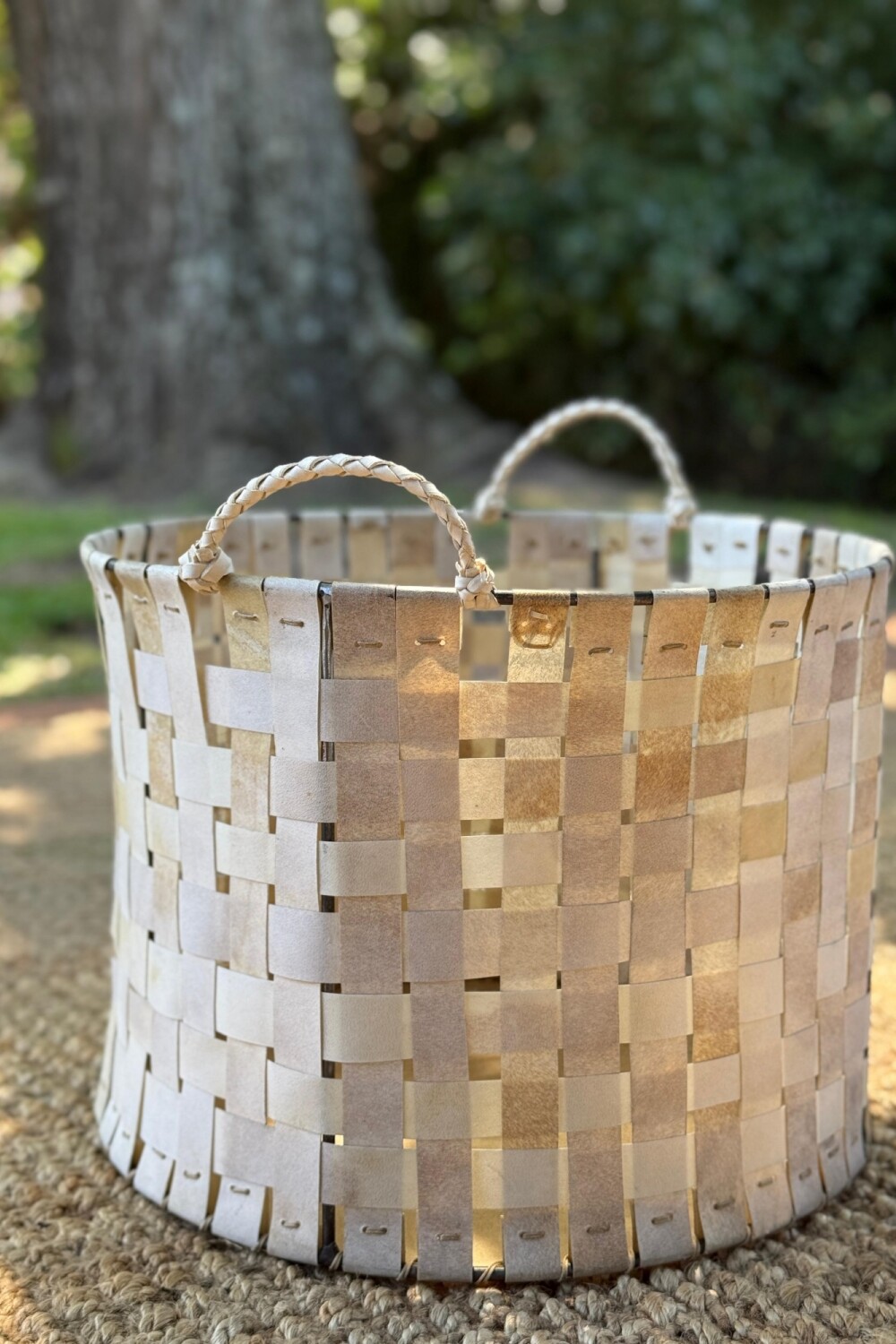 Round Braided Basket Claro