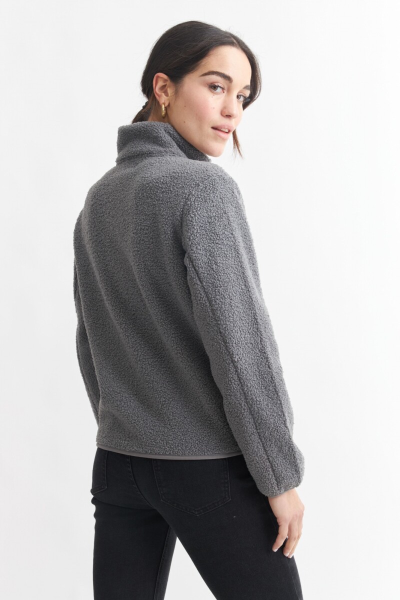 Campera en corderito GRIS