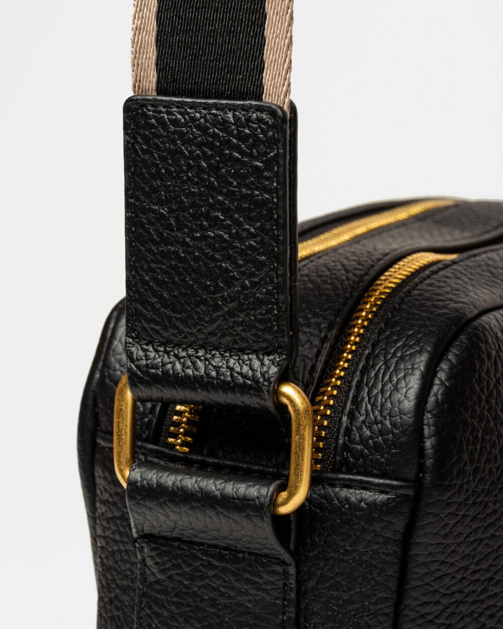 Bandolera Key en efecto cuero graneado Negro