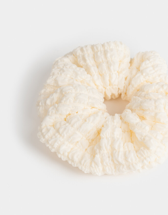 Skunzies Animalito Scrunchie Texturada - Blanco Crudo