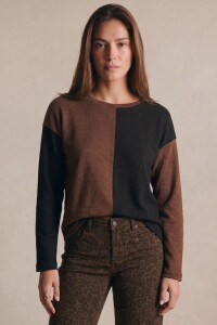 Sweater Chocolate