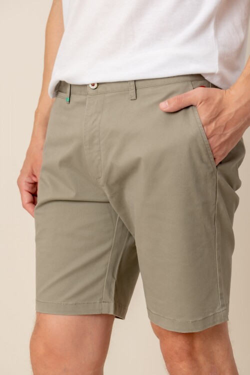 Bermuda Clásica Beige