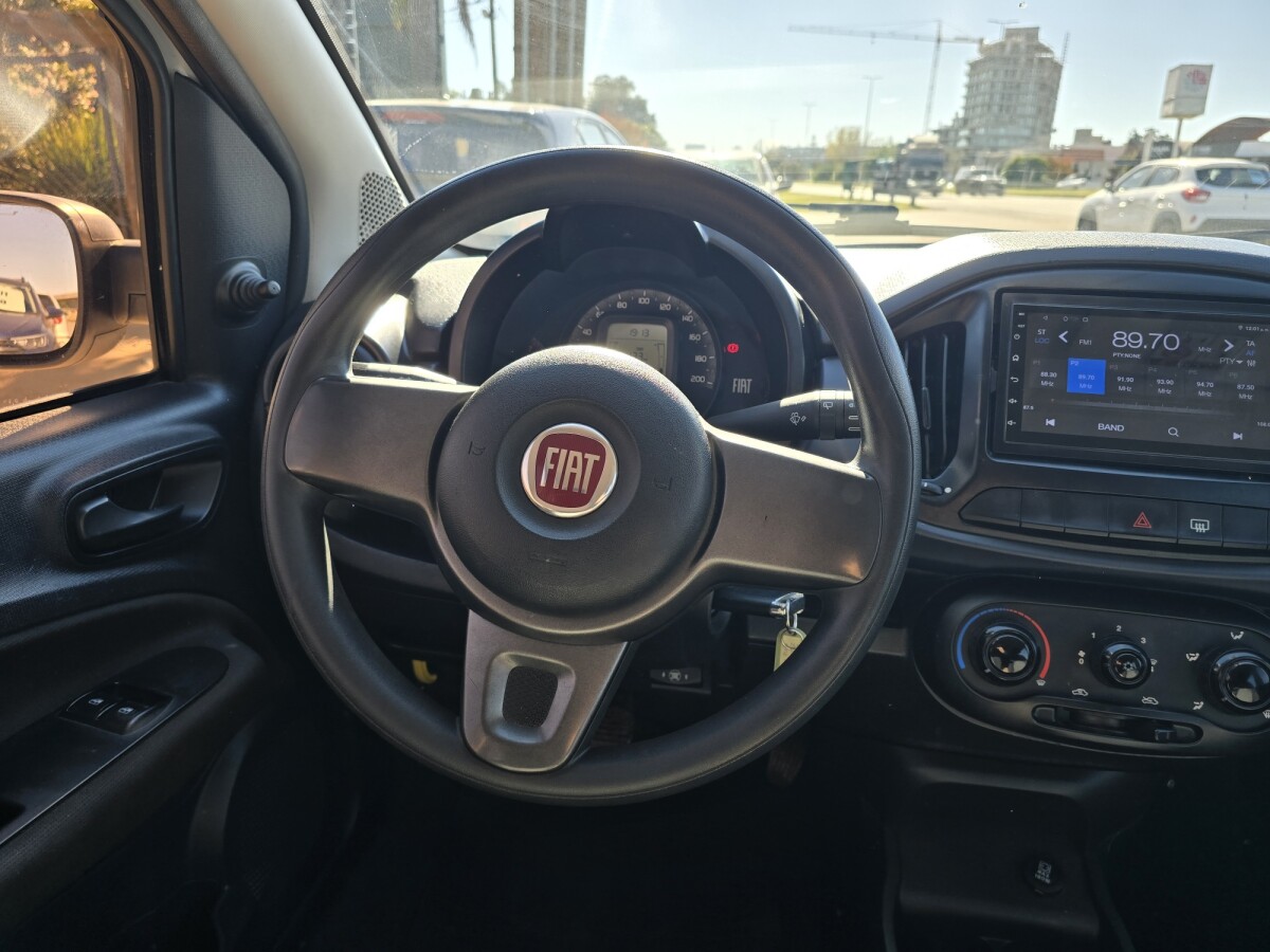 Fiat Uno Attractive 1.4 Extra Full | Permuta / Financia Fiat Uno Attractive 1.4 Extra Full | Permuta / Financia