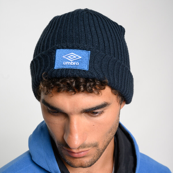 GORRO BEANIE Umbro Hombre 001