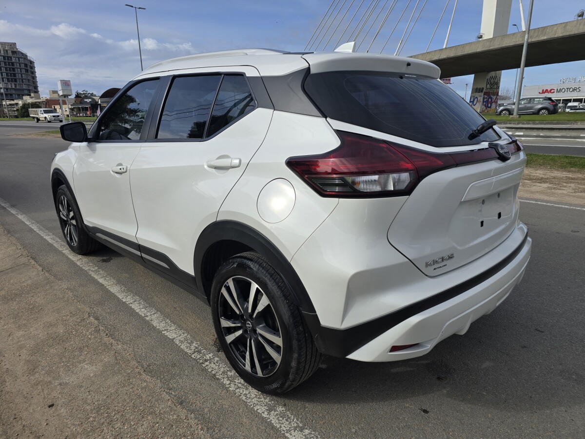 Nissan Kicks 2024 EXCELENTE ESTADO! | Permuta / Financia Nissan Kicks 2024 EXCELENTE ESTADO! | Permuta / Financia