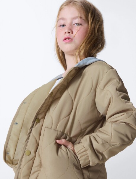 CAMPERA INFANTIL CON TEXTURA BEIGE