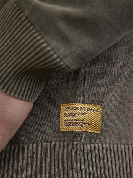 SWEATER FRESNO 3.0 VERDE OSCURO