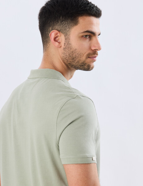 REMERA POLO LISA JERSEY Pistacho