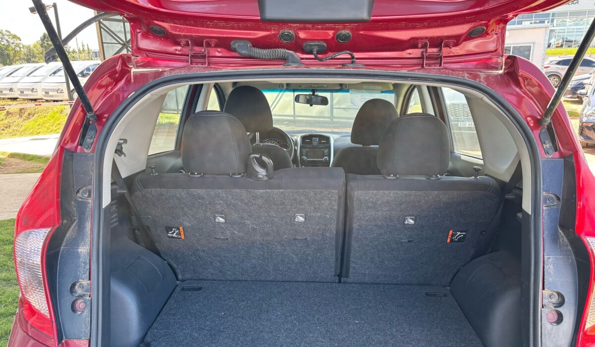 Nissan Note Advance MT - 2015 Nissan Note Advance MT - 2015