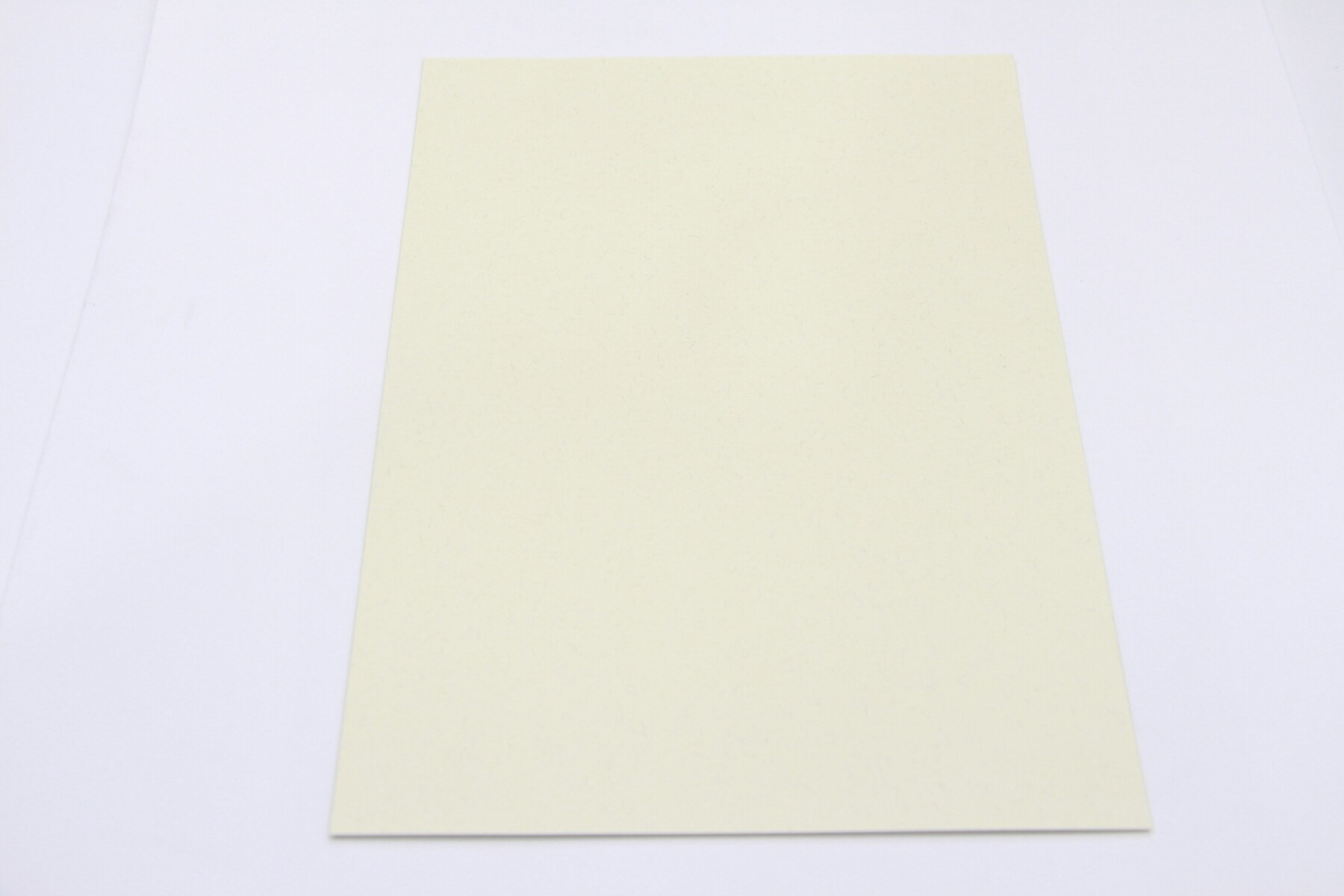 CARTULINA A4 TELADA 200 GRS - COLOR MARRAKECH TRIGO 