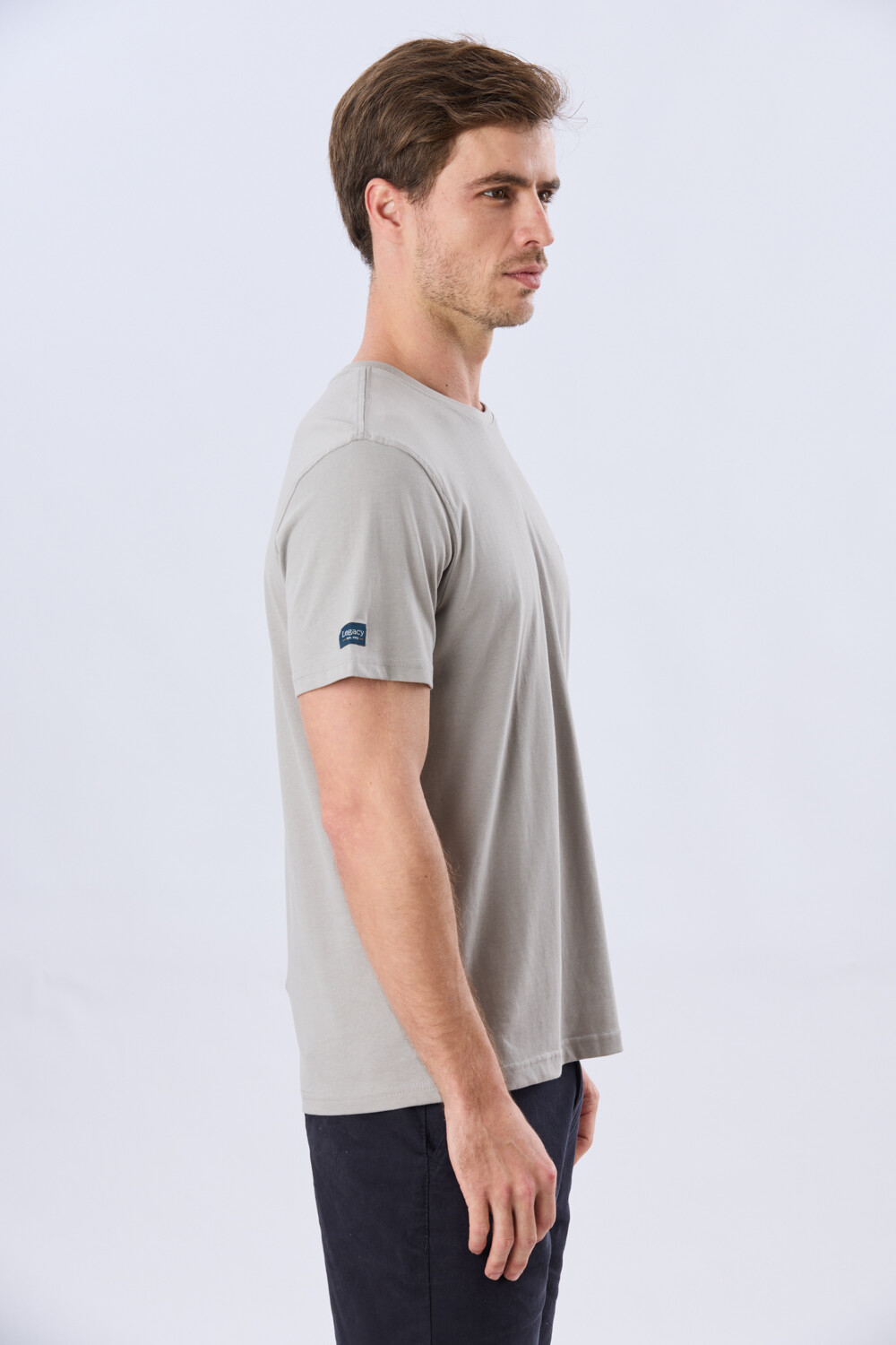 REMERA BÁSICA DE ALGODÓN Khaki