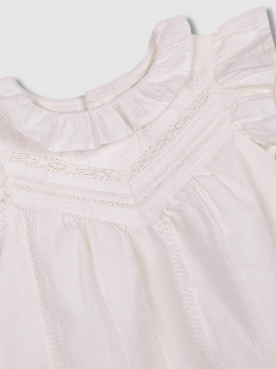 Conjunto De Blusa, Papa Paña Y Capota Blanco Roto