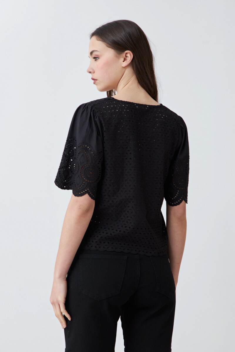 Blusa de broderie con lazos negro