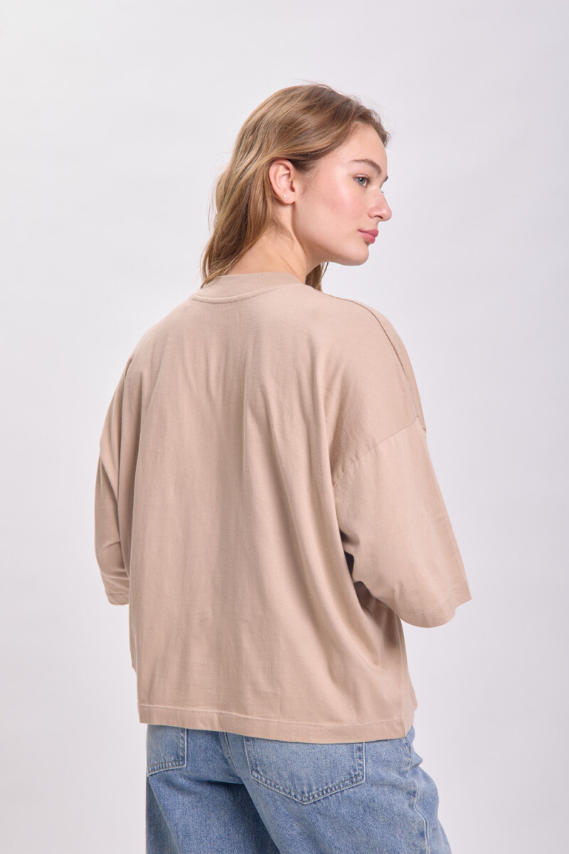 Remera manga 3/4 cuello alto Beige