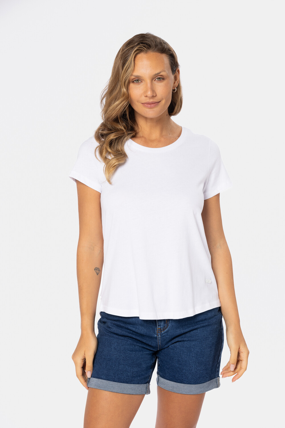 REMERA BÁSICA DE ALGODÓN Blanco