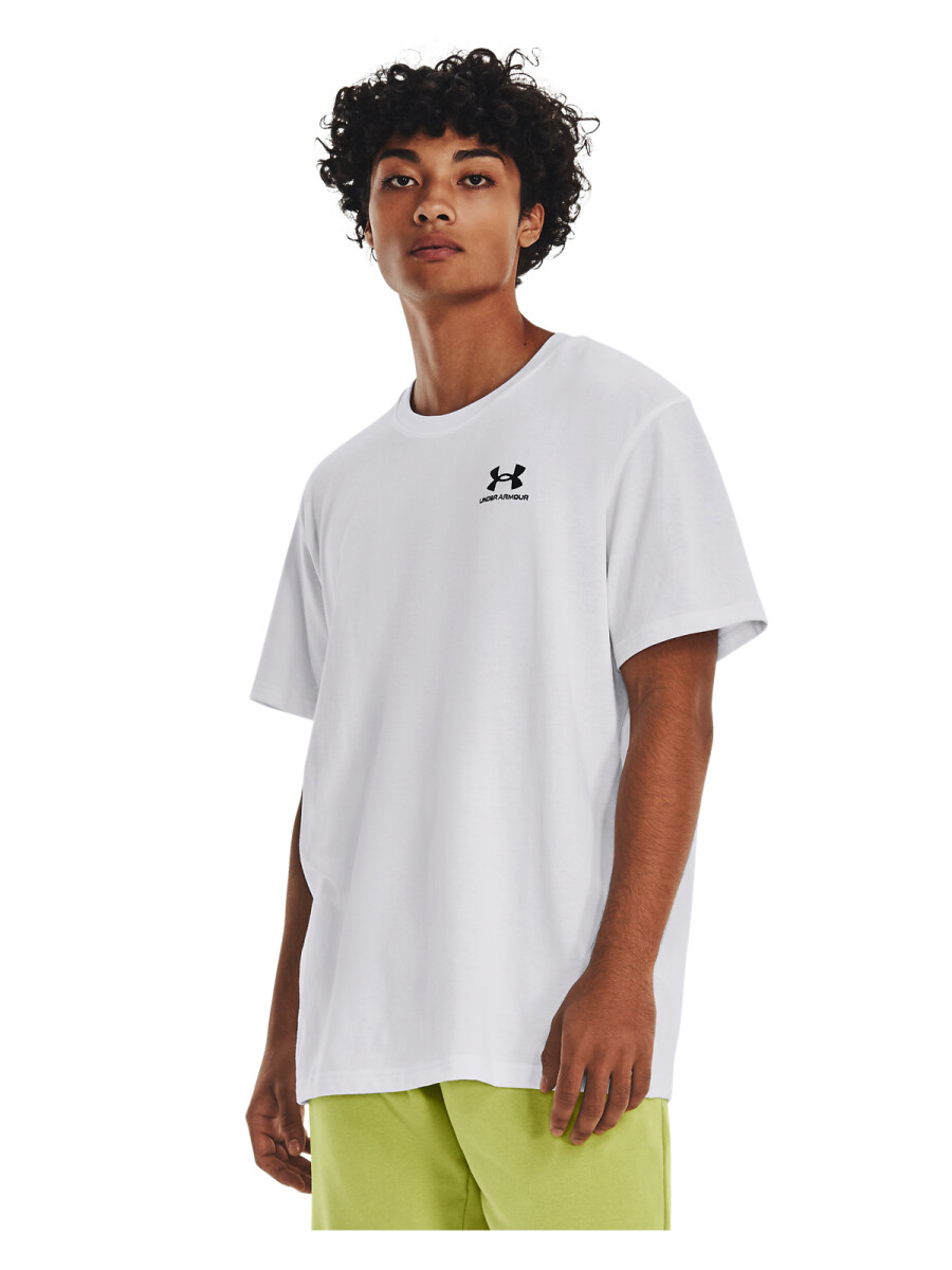Remera Under Armour HEAVYWEIGHT de Hombre - 1373997-100 - Negro-blanco 