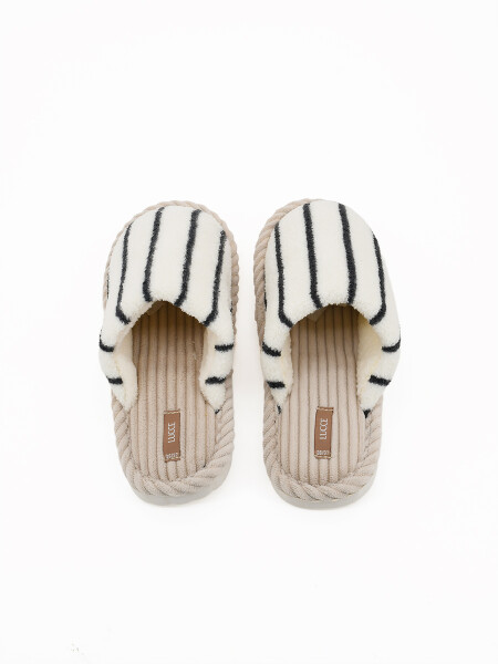 PANTUFLA JULI VARIANTE 1