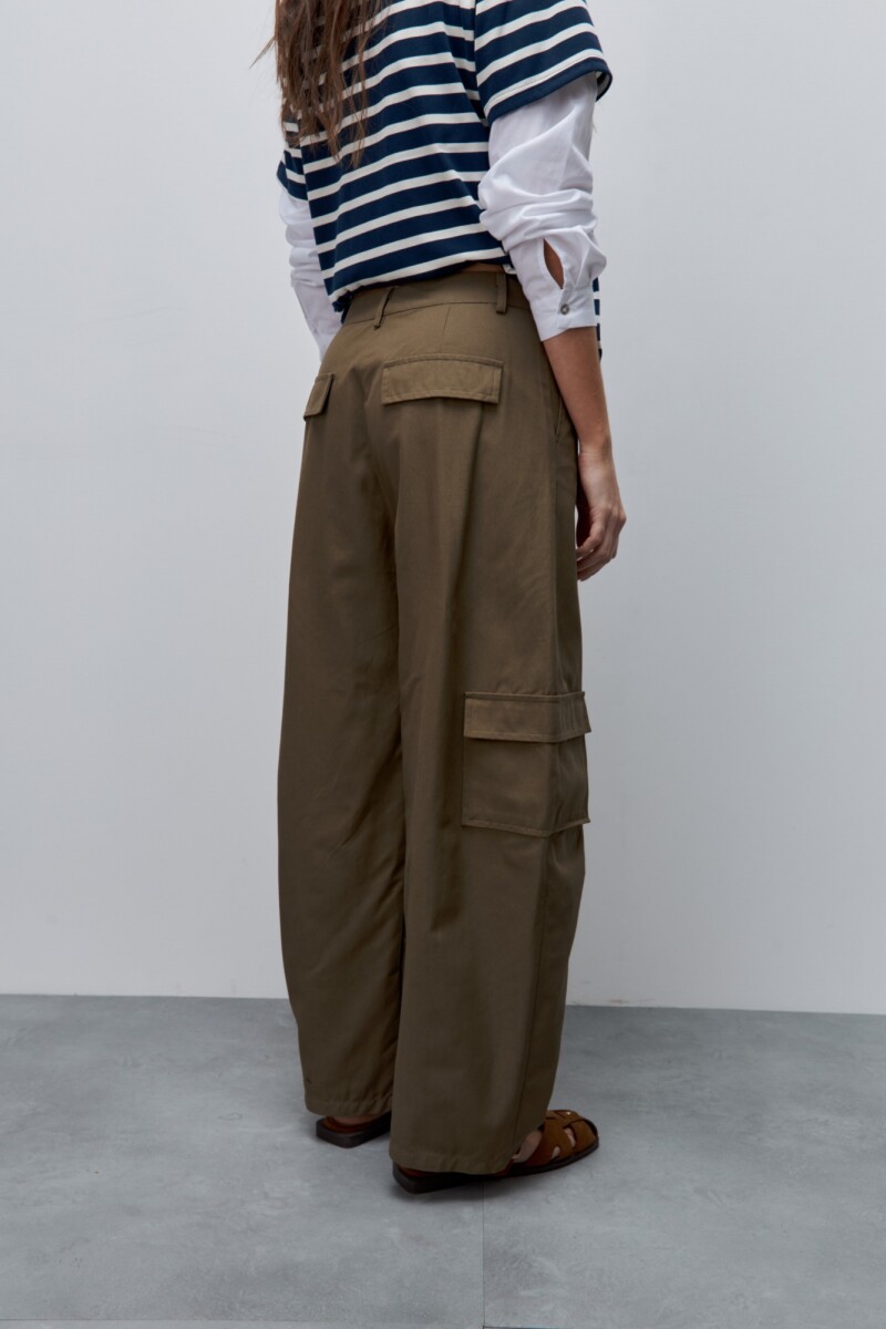 PANTALÓN ARCO Verde Militar