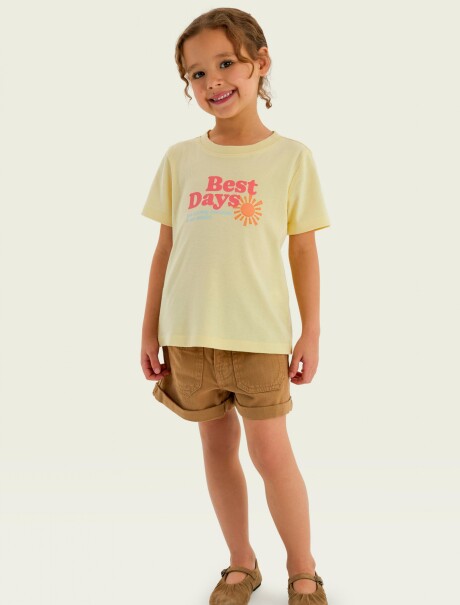 CAMISETA BÁSICA INFANTIL CON ESTAMPA AMARILLO