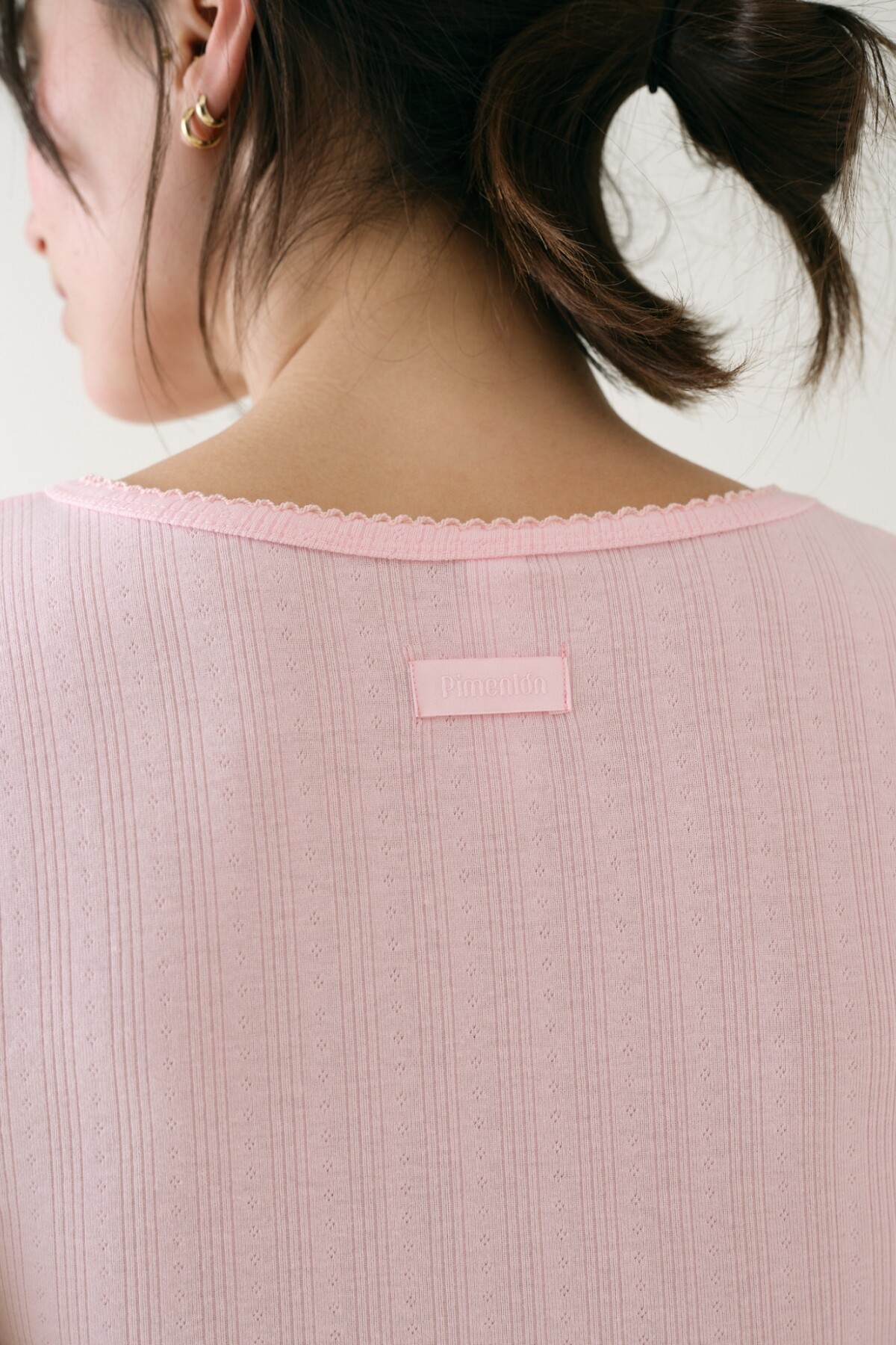 Remera Entallada Pointelle Rosado