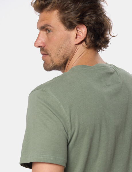 REMERA ESTAMPADA Verde