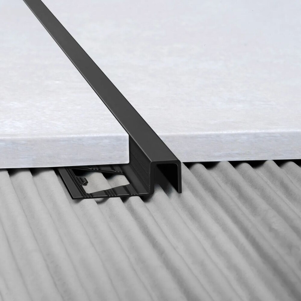 Guardacanto Quadra Aluminio 12mm x 10mm x 2,5m Carbon Guardacanto Quadra Aluminio 12mm X 10mm X 2,5m Carbon