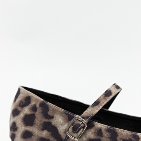 BALERINA WEEDERS PRINT Animal Print