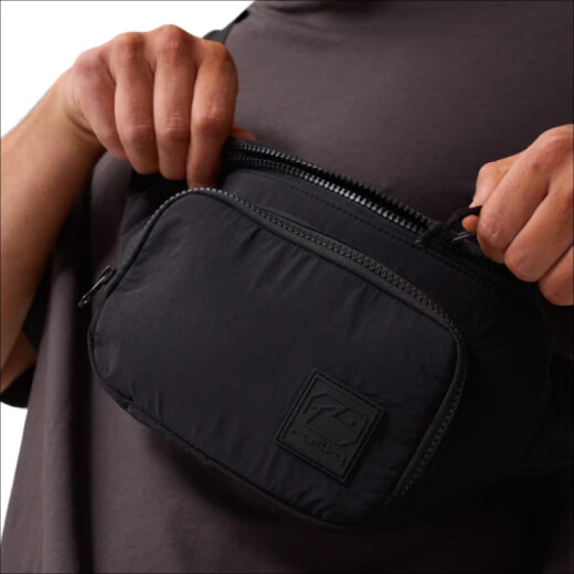 Riñonera Rusty Hachi - Negro Riñonera Rusty Hachi - Negro