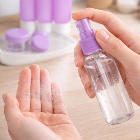 Set de 8 frasquitos de silicona para viaje Violeta