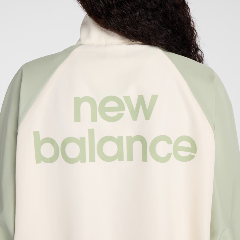 Campera New Balance de dama - WJ53517GAS GREEN