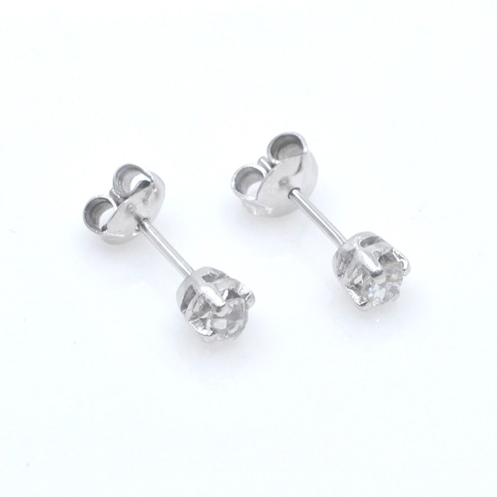 Caravanas en oro 18k blanco y brillantes Caravanas en oro 18k blanco y brillantes