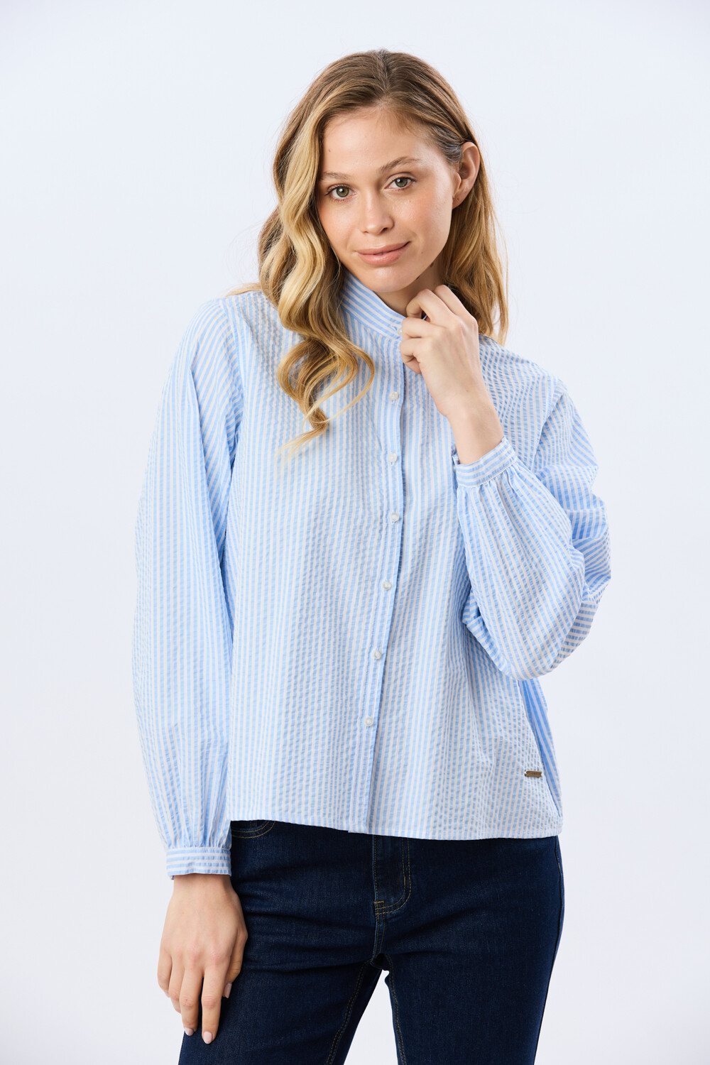 CAMISA RAYADA CON FRUNCES Celeste